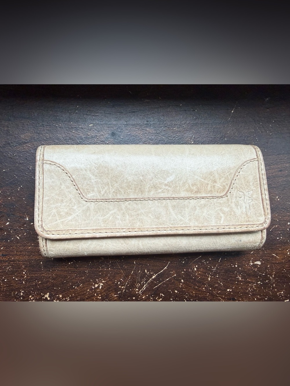 Frye Distressed Beige Melissa Continental Leather Wallet